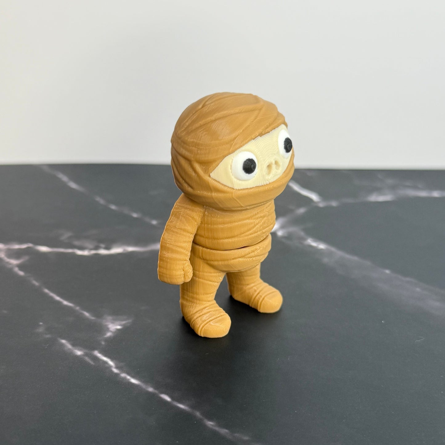 Mini Mummy Figurine – 3D Printed Halloween Gothic Decor