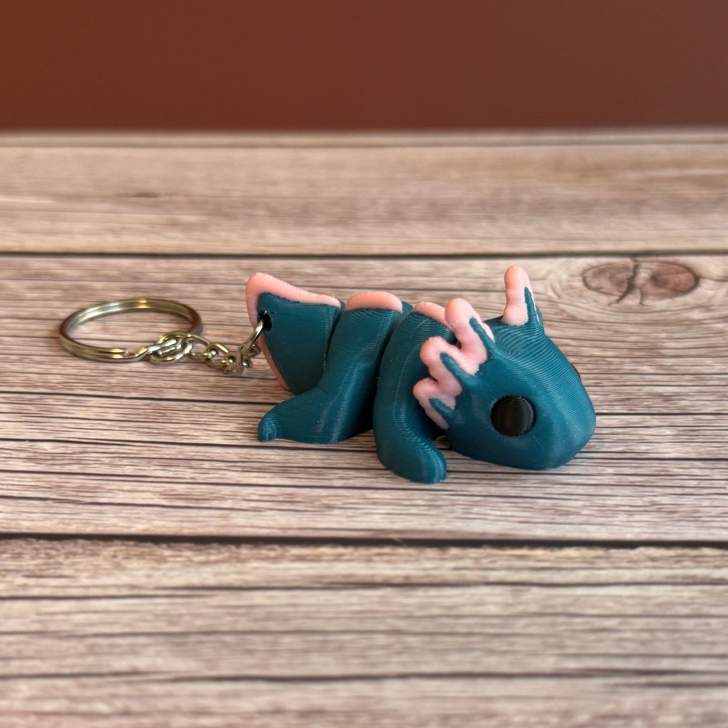 Articulated Baby Axolotl 3D Printed Keychain – Cute Amphibian Keyring, Flexible Fidget Toy, Axolotl Lover Gift, Unique Aquatic Accessory