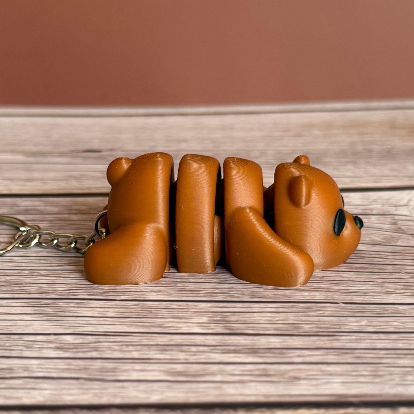 Articulated Brown Bear 3D Printed Keychain – Movable Wildlife Charm, Cute Fidget Toy, Unique Animal Gift, Fun Bear Accessory