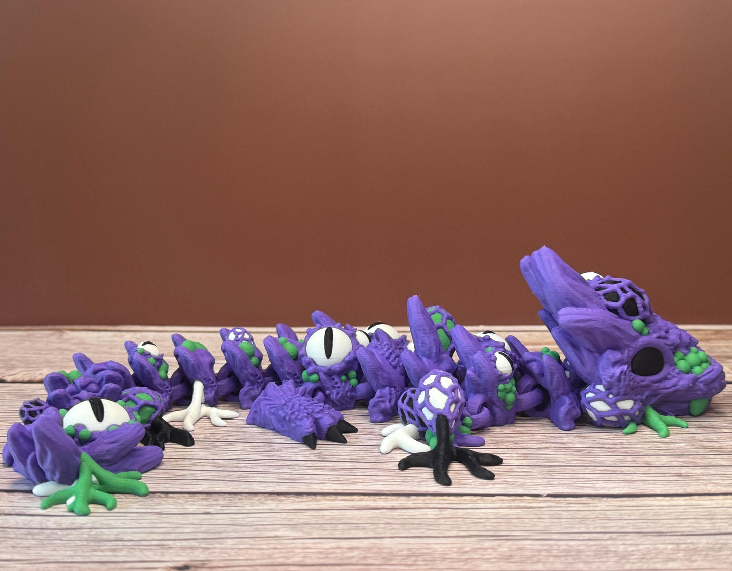 13in Articulated Infested Baby Dragon – 3D Printed Spinner Eye Tail Toy