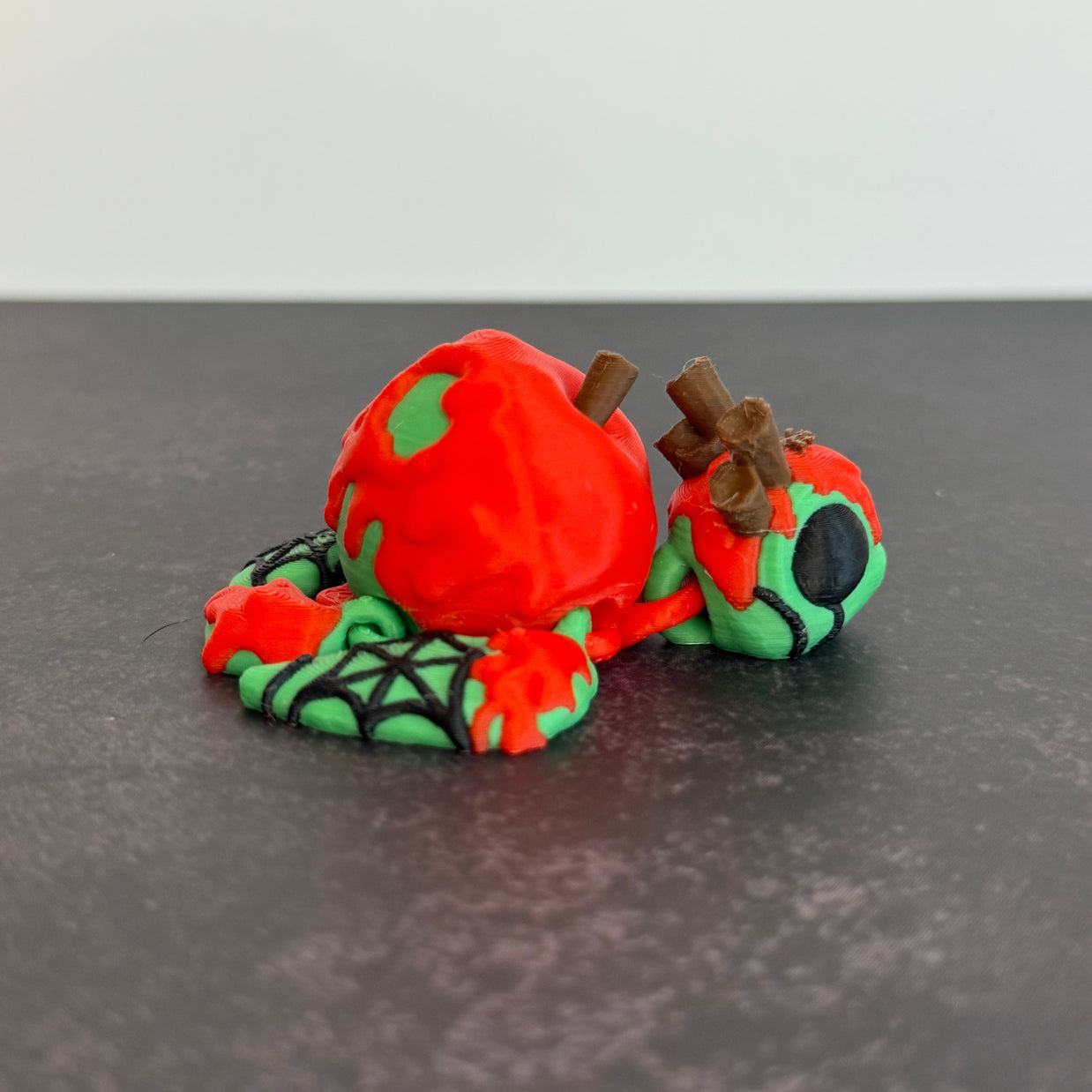 3D Printed Articulated Toxic Apple Turtle – Creepy Cute Fidget Toy
