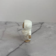 Mini Skeleton Astronaut – 3D Printed Spooky Space Figurine, Creepy Sci-Fi Decor