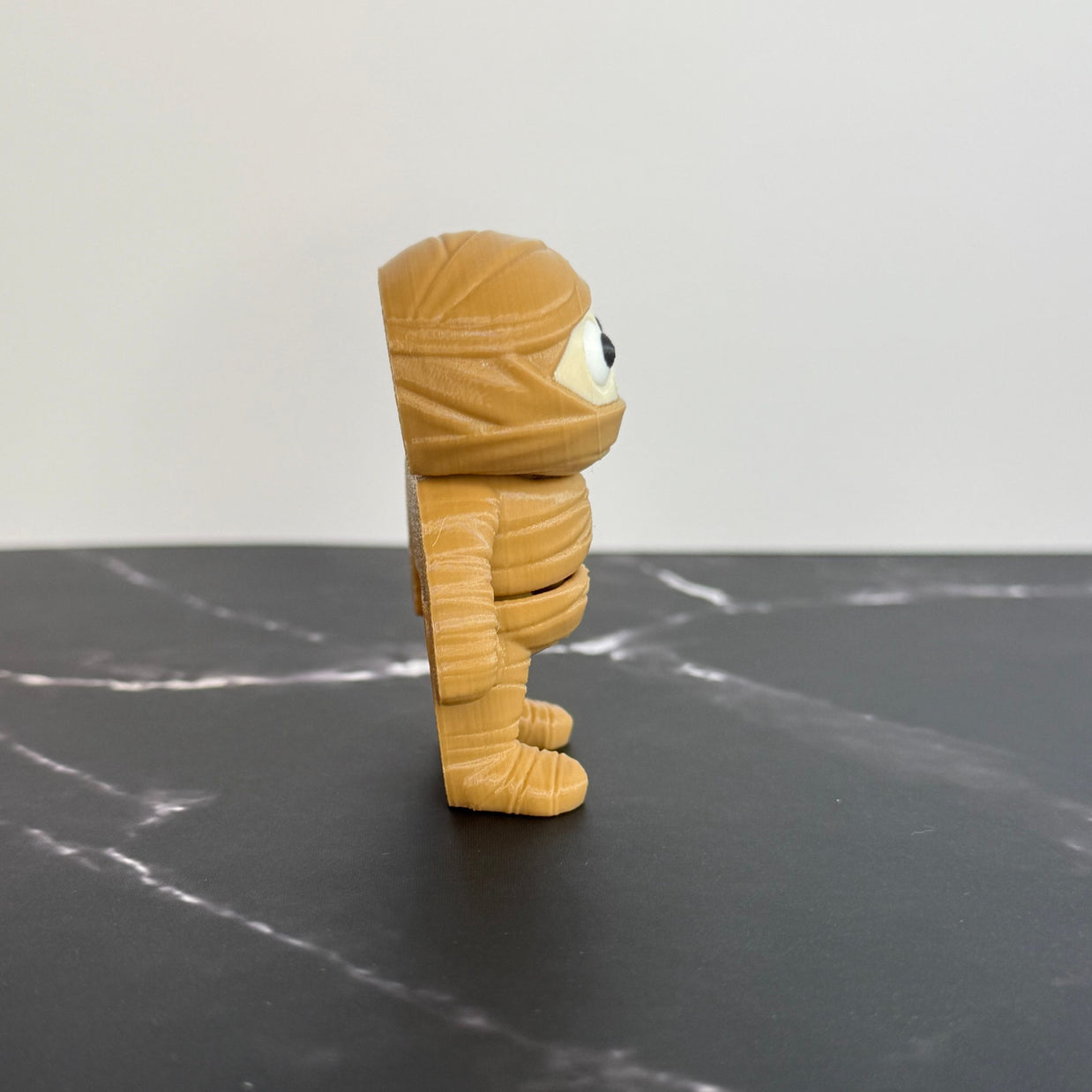 Mini Mummy Figurine – 3D Printed Halloween Gothic Decor