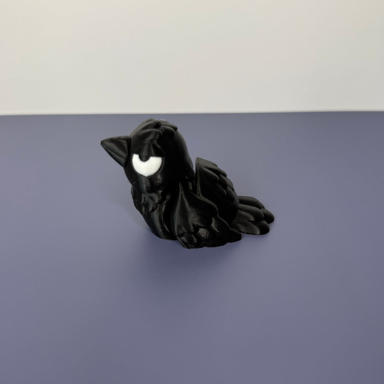 Mini Sassy Crow – 3D Printed Gothic Bird, Moody Crow Desk Buddy, Spooky Cute Shelf Decor