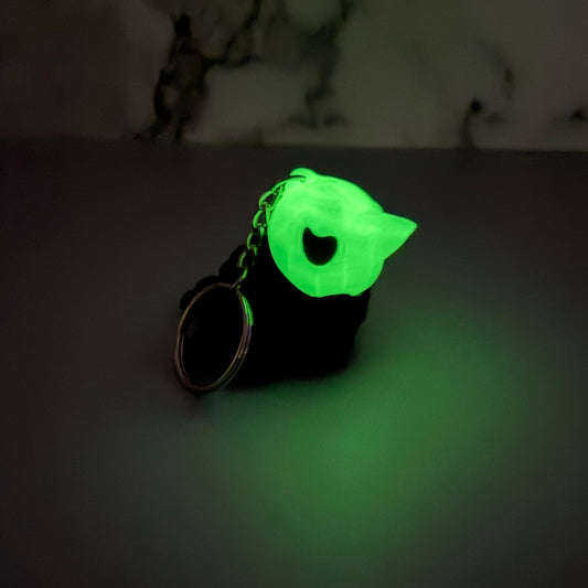 Glow Gothic Halloween Crow Keychain - Creepy Dark Spooky Charm