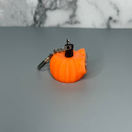 Glow in the Dark Pumpkin Keychain with Googly Eyes – Cute Halloween Accessory