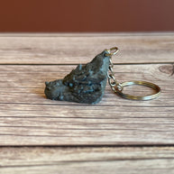 Gray Rock Dragon with Blue Eyes 3D Printed Keychain – Unique Fantasy Dragon Accessory, Durable & Detailed