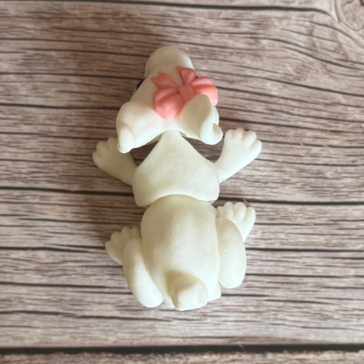 Articulated 3D Printed White Rabbit with Bow – Cute Bunny Collectible, Fantasy Animal Decor, Unique Rabbit Lover Gift, Easter Decoration