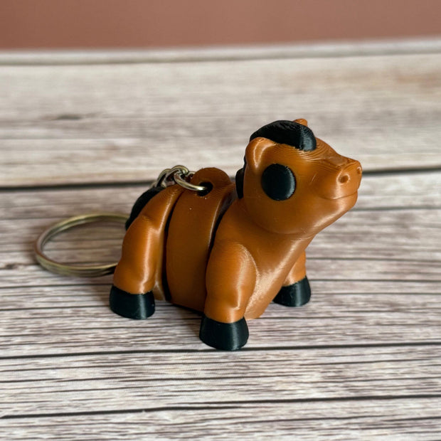 Articulated Horse 3D Printed Keychain – Movable Equestrian Charm, Cute Fidget Toy, Unique Animal Gift, Fun Horse Accessory