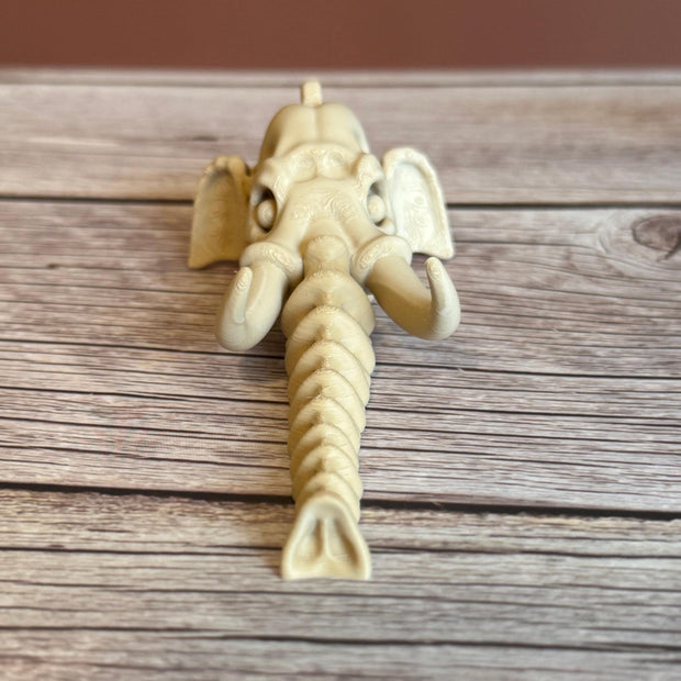 Elephant Skull 3D Printed Keychain – Articulated Trunk, Unique Bone Design, Wildlife Gift, Gothic Accessory, Anatomical Charm