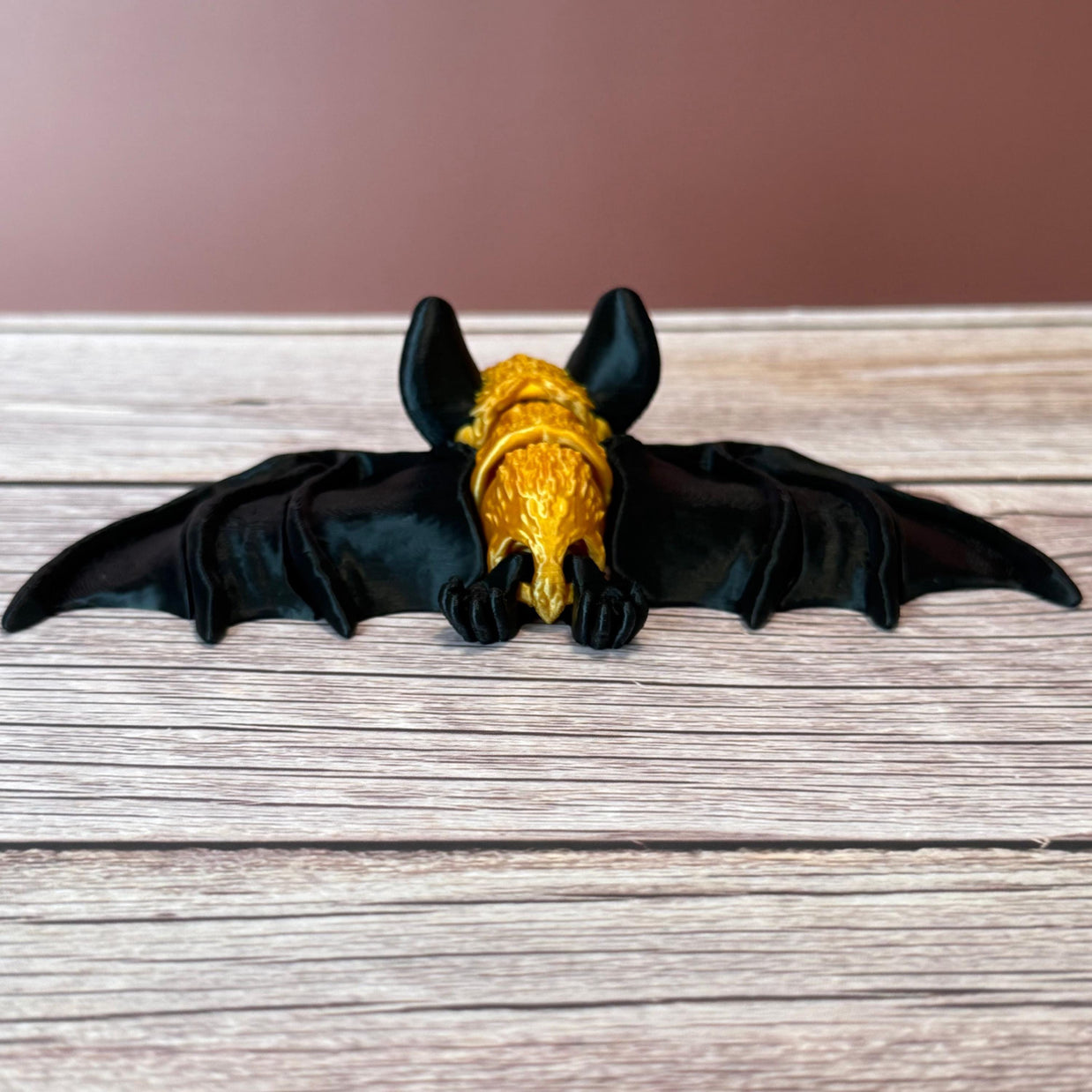 Articulated 3D Printed Bat – Poseable Halloween Bat Toy or Spooky Decor