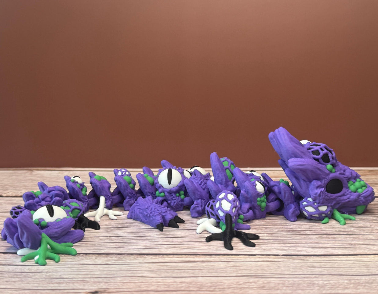 13in Articulated Infested Baby Dragon – 3D Printed Spinner Eye Tail Toy